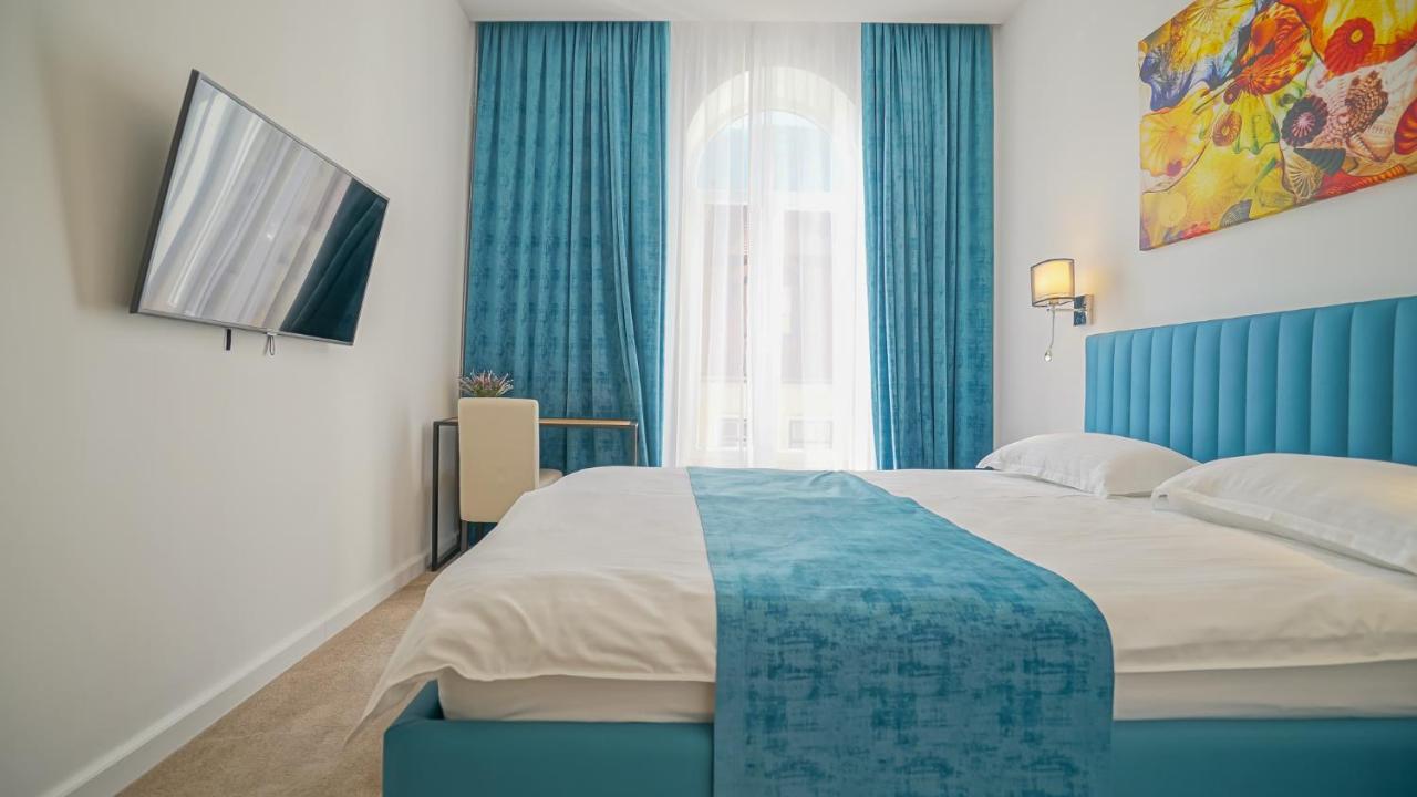 Zoom Rooms Braşov Extérieur photo