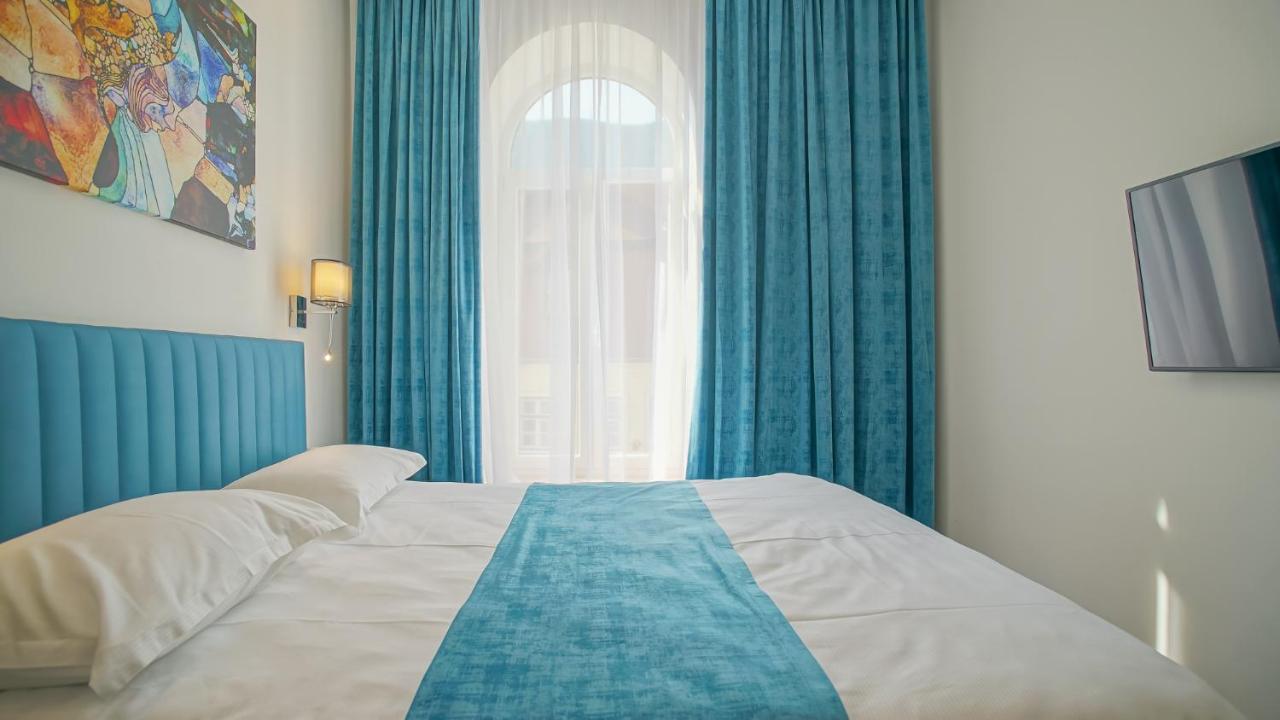 Zoom Rooms Braşov Extérieur photo